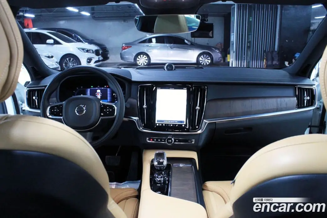 Volvo S90 2022 2.0 автомат (гидро), фото 9 Volvo S90 2022 2.0 автомат (гидро), фото 9