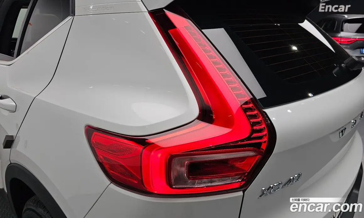 Volvo XC40 2019 2.0 автомат (гидро), фото 9 Volvo XC40 2019 2.0 автомат (гидро), фото 9