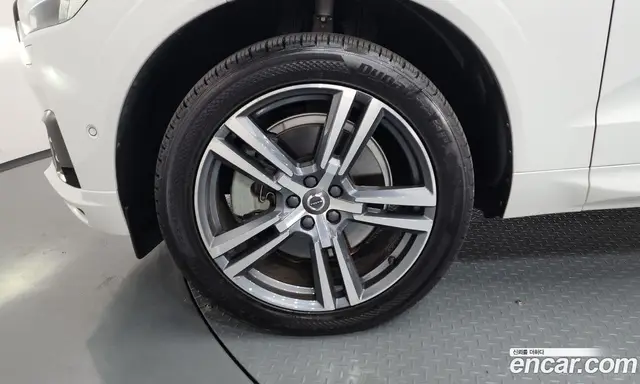 Volvo XC60 2020 2.0 автомат (гидро), миниатюра 5