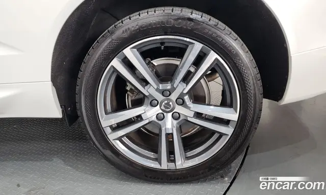 Volvo XC60 2020 2.0 автомат (гидро), миниатюра 7