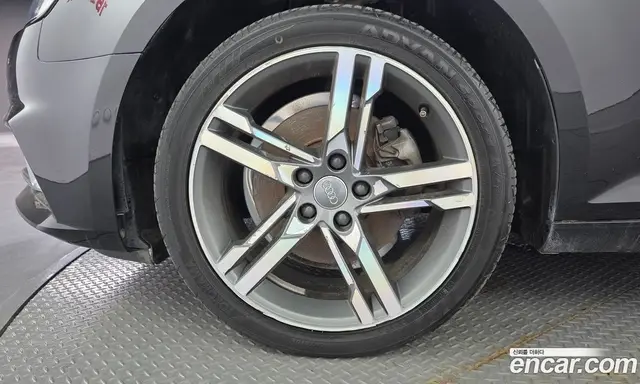 Audi A4 2019 2.0 автомат (гидро), миниатюра 5 Audi A4 2019 2.0 автомат (гидро), миниатюра 5