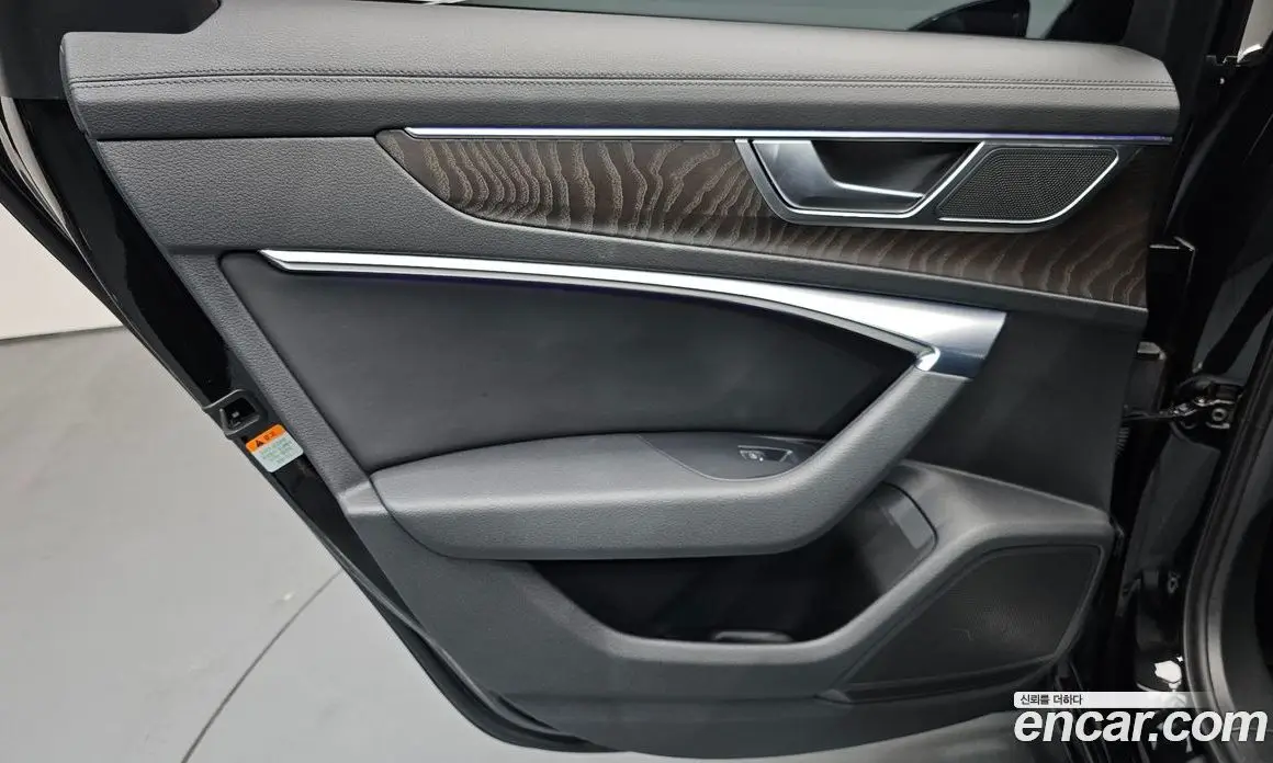 Audi A6 2021 2.0 автомат (гидро), фото 15