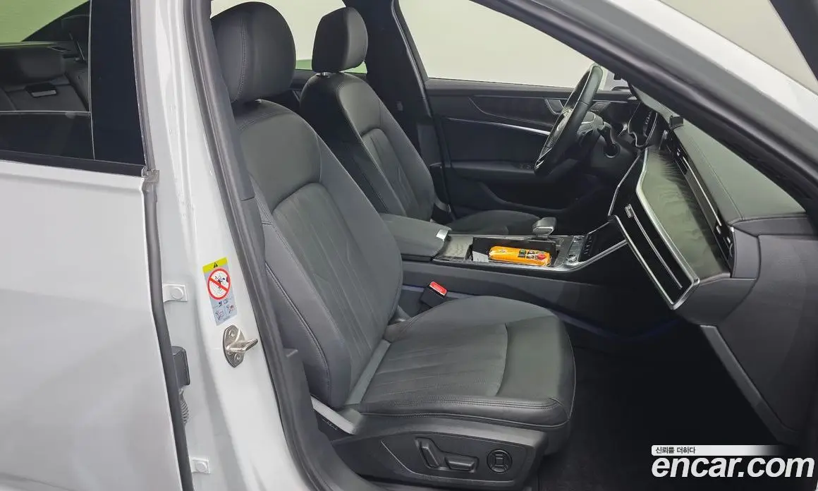 Audi A6 2021 2.0 автомат (гидро), фото 17 Audi A6 2021 2.0 автомат (гидро), фото 17