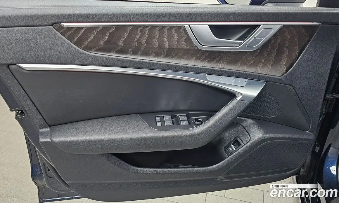 Audi A6 2022 2.0 автомат (гидро), фото 13