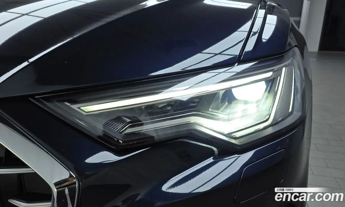 Audi A6 2022 2.0 автомат (гидро), фото 7