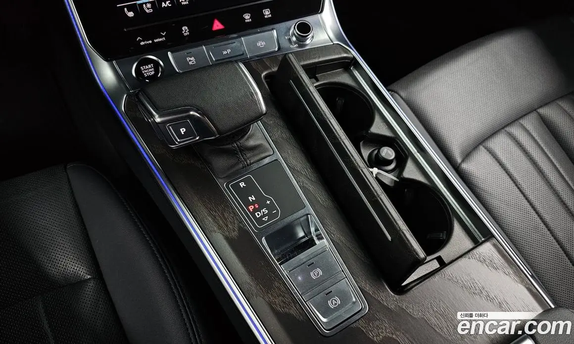 Audi A6 2023 2.0 автомат (гидро), фото 11
