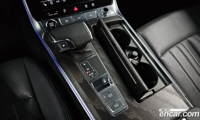 Audi A6 2023 2.0 автомат (гидро), миниатюра 11
