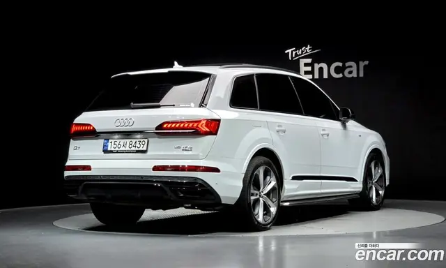 Audi Q7 2023 3.0 автомат (гидро), миниатюра 2