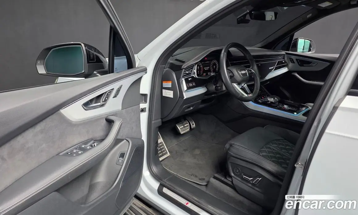 Audi Q7 2023 3.0 автомат (гидро), фото 13