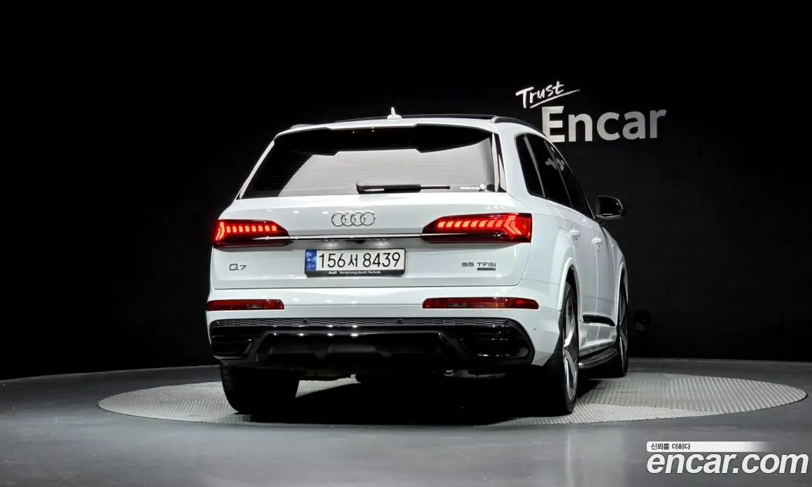 Audi Q7 2023 3.0 автомат (гидро), фото 4