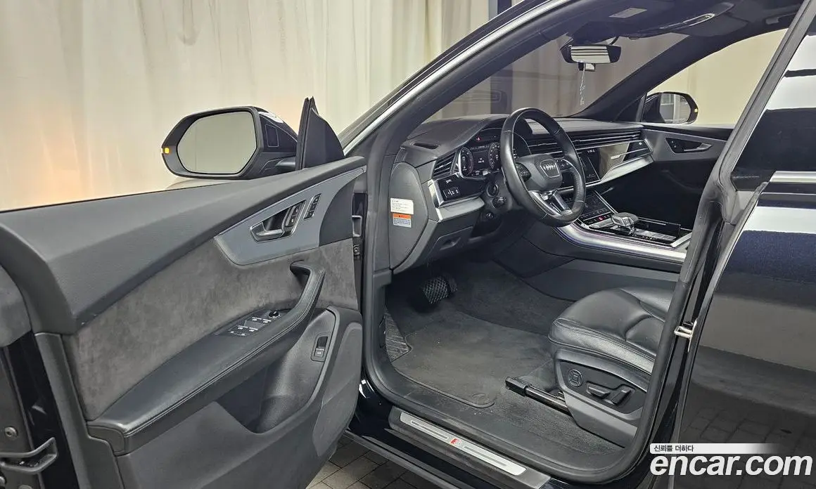 Audi Q8 2020 3.0 автомат (гидро), фото 12 Audi Q8 2020 3.0 автомат (гидро), фото 12