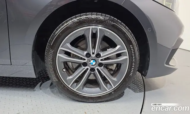 BMW 1 серия 2020 2.0 автомат (гидро), миниатюра 5