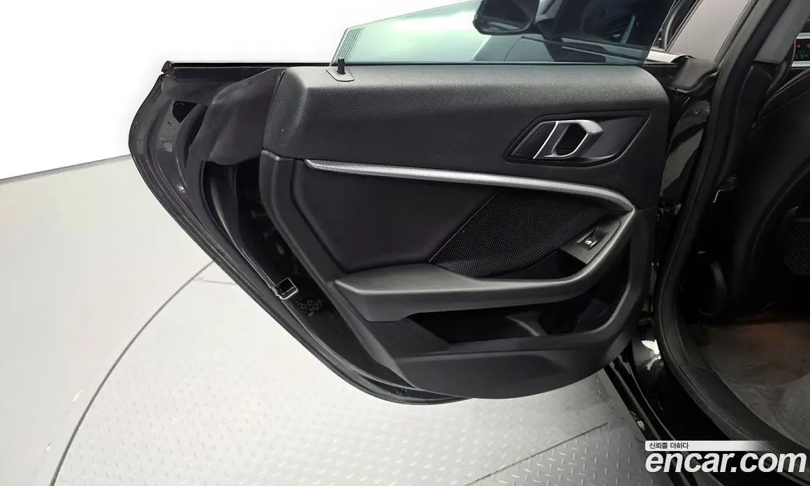 BMW 2 серия 2022 2.0 автомат (гидро), фото 15 BMW 2 серия 2022 2.0 автомат (гидро), фото 15