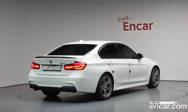 BMW 3 серия, 2018, 90 365 км