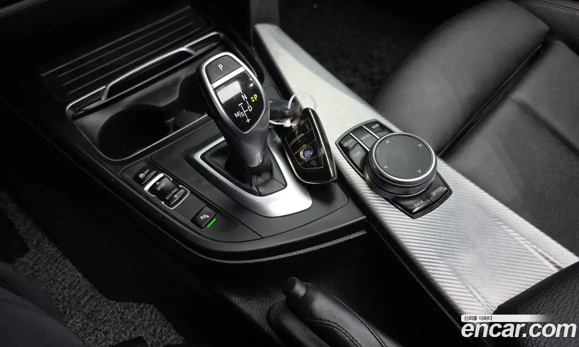 BMW 3 серия 2018 2.0 автомат (гидро), фото 11