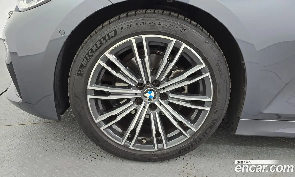 BMW 3 серия 2021 2.0 автомат (гидро), фото 5