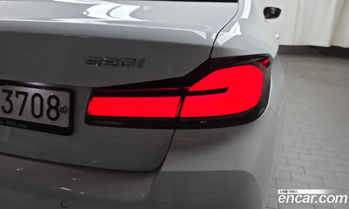 BMW 5 серия 2020 2.0 автомат (гидро), фото 9