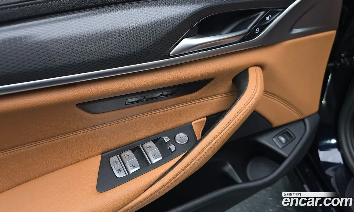 BMW 5 серия 2022 2.0 автомат (гидро), фото 15