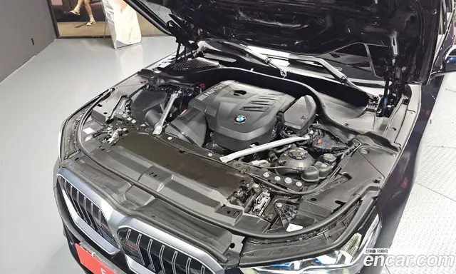 BMW 5 серия 2023 2.0 автомат (гидро), миниатюра 6