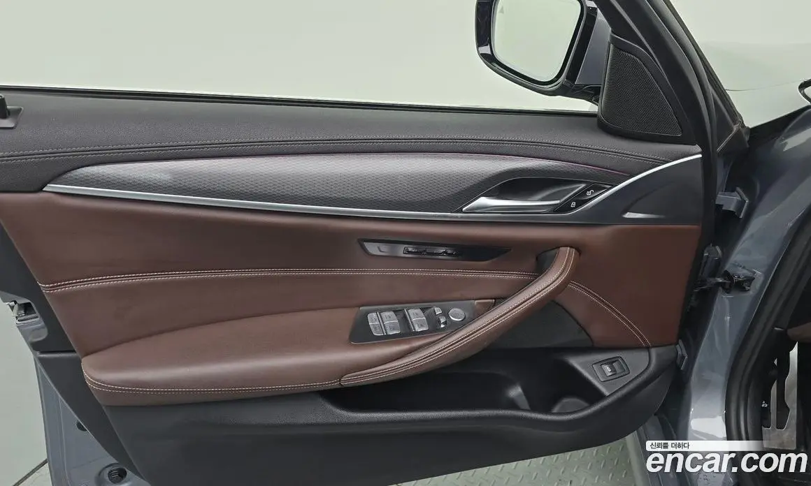 BMW 5 серия 2023 2.0 автомат (гидро), фото 14