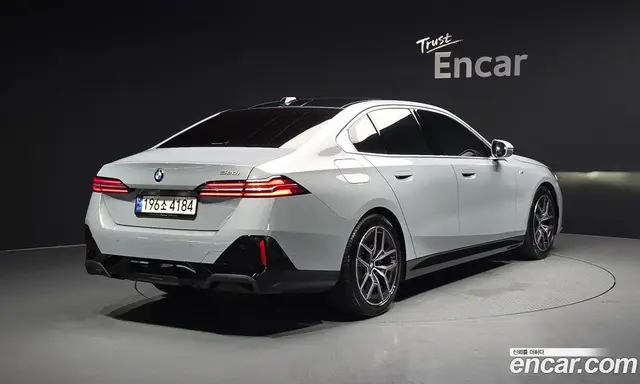 BMW 5 серия 2024 2.0 автомат (гидро), миниатюра 2