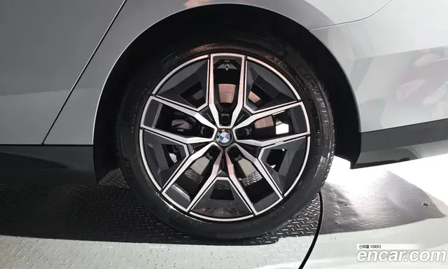 BMW 5 серия 2024 2.0 автомат (гидро), миниатюра 7