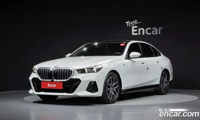 BMW 5 серия, 2025, 9 320 км
