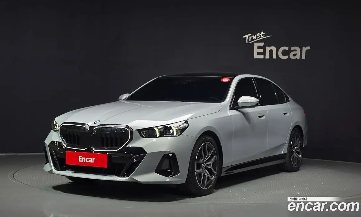 BMW 5 серия 2026 2.0 автомат (гидро), фото 1 BMW 5 серия 2026 2.0 автомат (гидро), фото 1