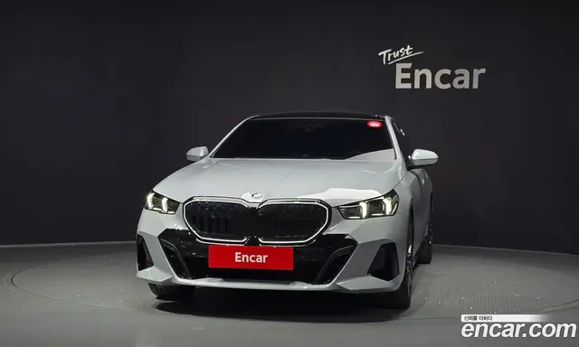 BMW 5 серия 2026 2.0 автомат (гидро), миниатюра 3 BMW 5 серия 2026 2.0 автомат (гидро), миниатюра 3