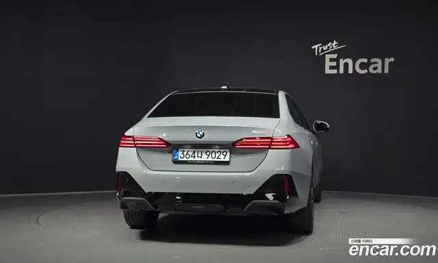 BMW 5 серия 2026 2.0 автомат (гидро), миниатюра 4 BMW 5 серия 2026 2.0 автомат (гидро), миниатюра 4
