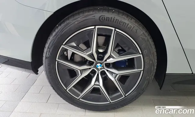BMW 5 серия 2026 2.0 автомат (гидро), миниатюра 5 BMW 5 серия 2026 2.0 автомат (гидро), миниатюра 5