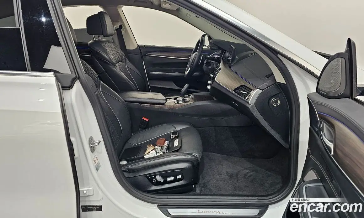 BMW 6 серия 2018 3.0 автомат (гидро), фото 17