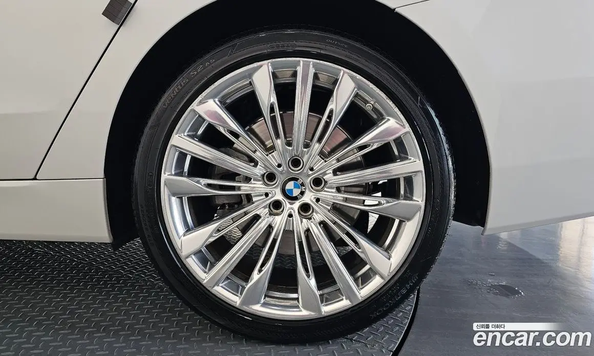 BMW 6 серия 2018 3.0 автомат (гидро), фото 7
