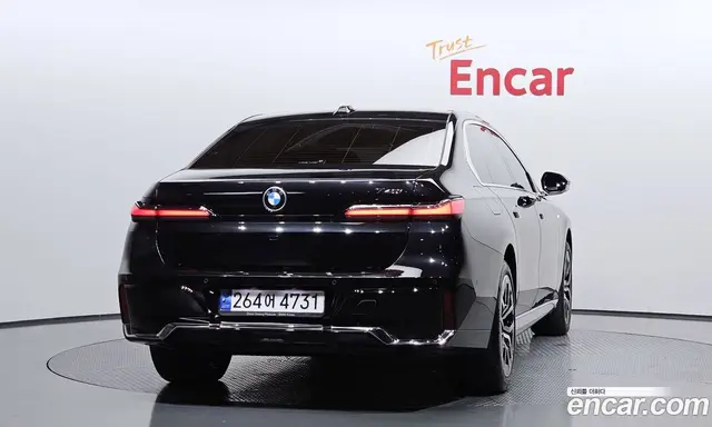 BMW 7 серия 2023 3.0 автомат (гидро), миниатюра 4