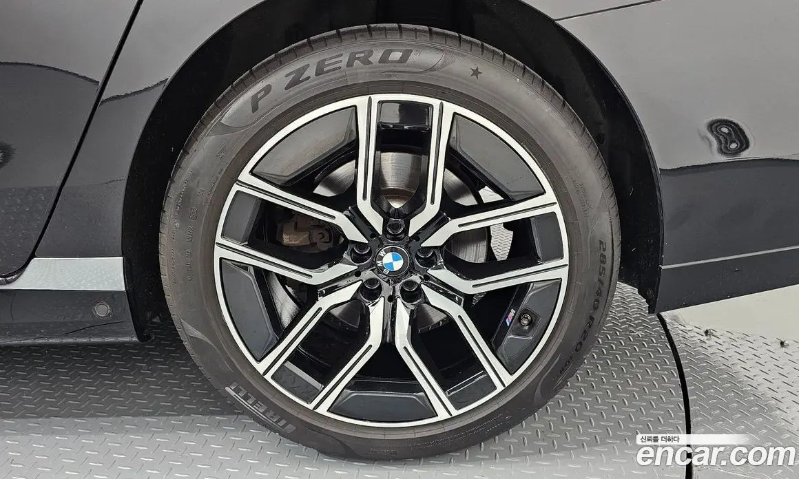 BMW 7 серия 2023 3.0 автомат (гидро), фото 7