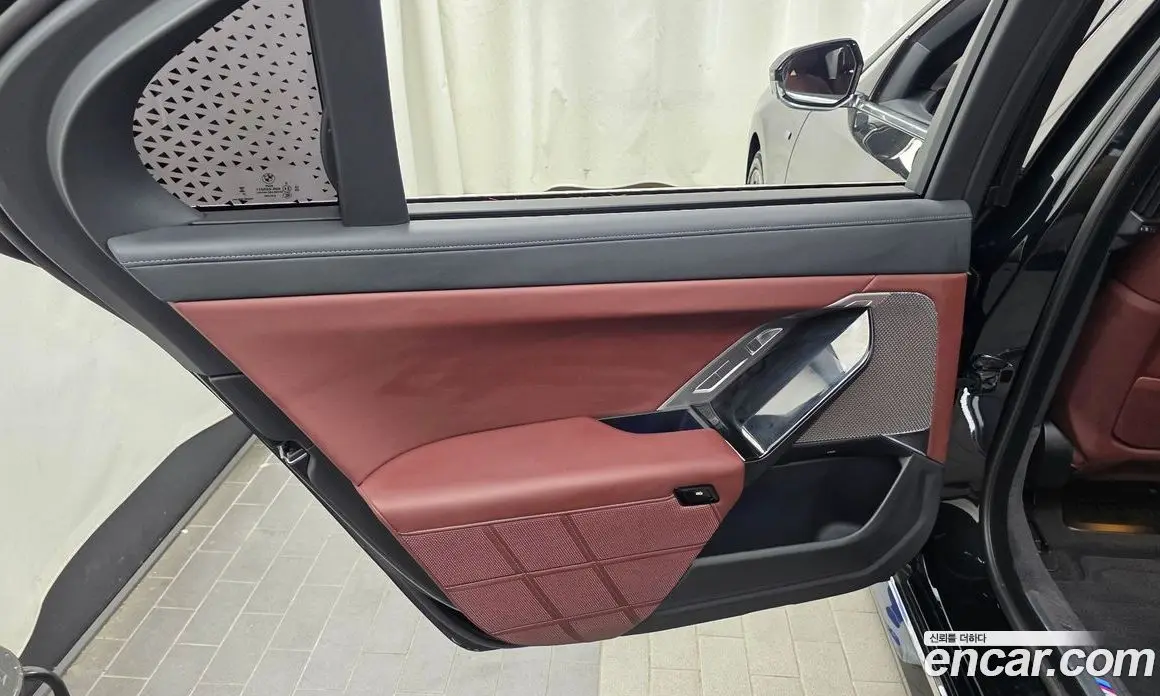BMW 7 серия 2024 3.0 автомат (гидро), фото 15