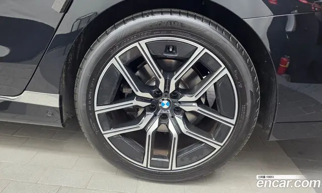 BMW 7 серия 2024 3.0 автомат (гидро), миниатюра 7