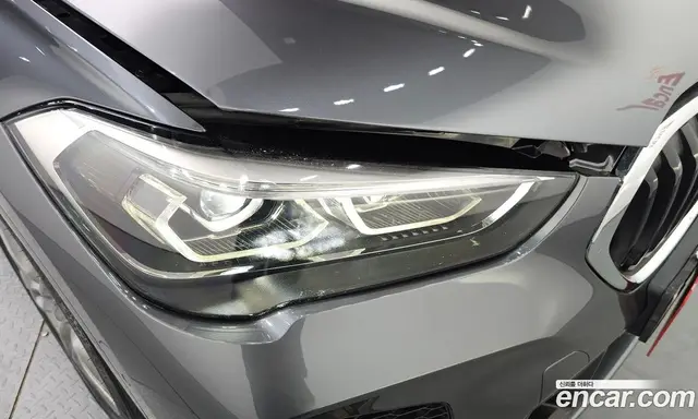 BMW X1 2021 2.0 автомат (гидро), миниатюра 8
