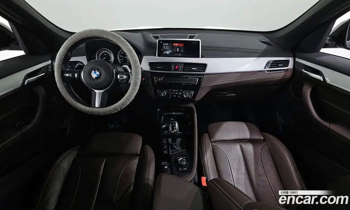 BMW X1 2021 2.0 автомат (гидро), фото 10