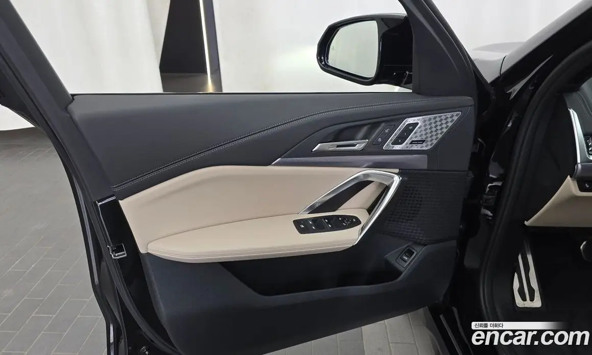 BMW X1 2025 2.0 автомат (гидро), фото 14
