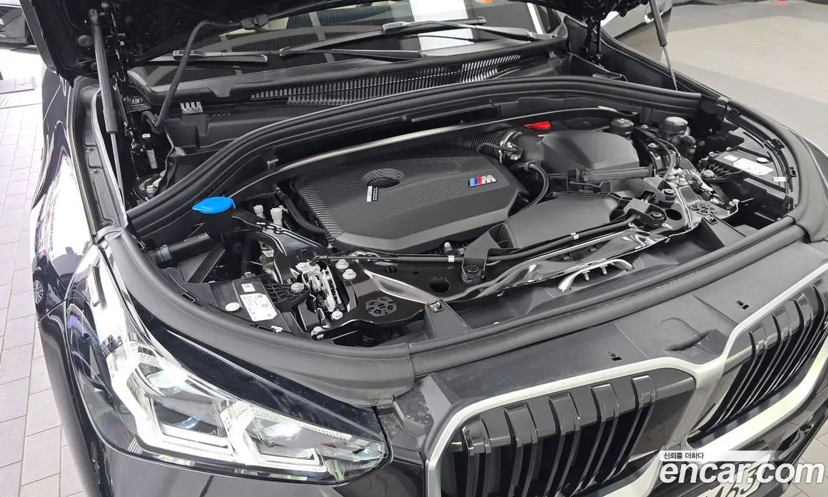 BMW X1 2025 2.0 автомат (гидро), фото 6