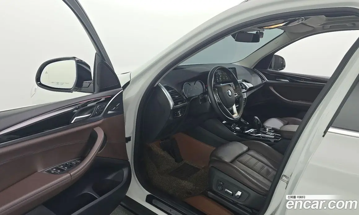 BMW X3 2018 2.0 автомат (гидро), фото 13