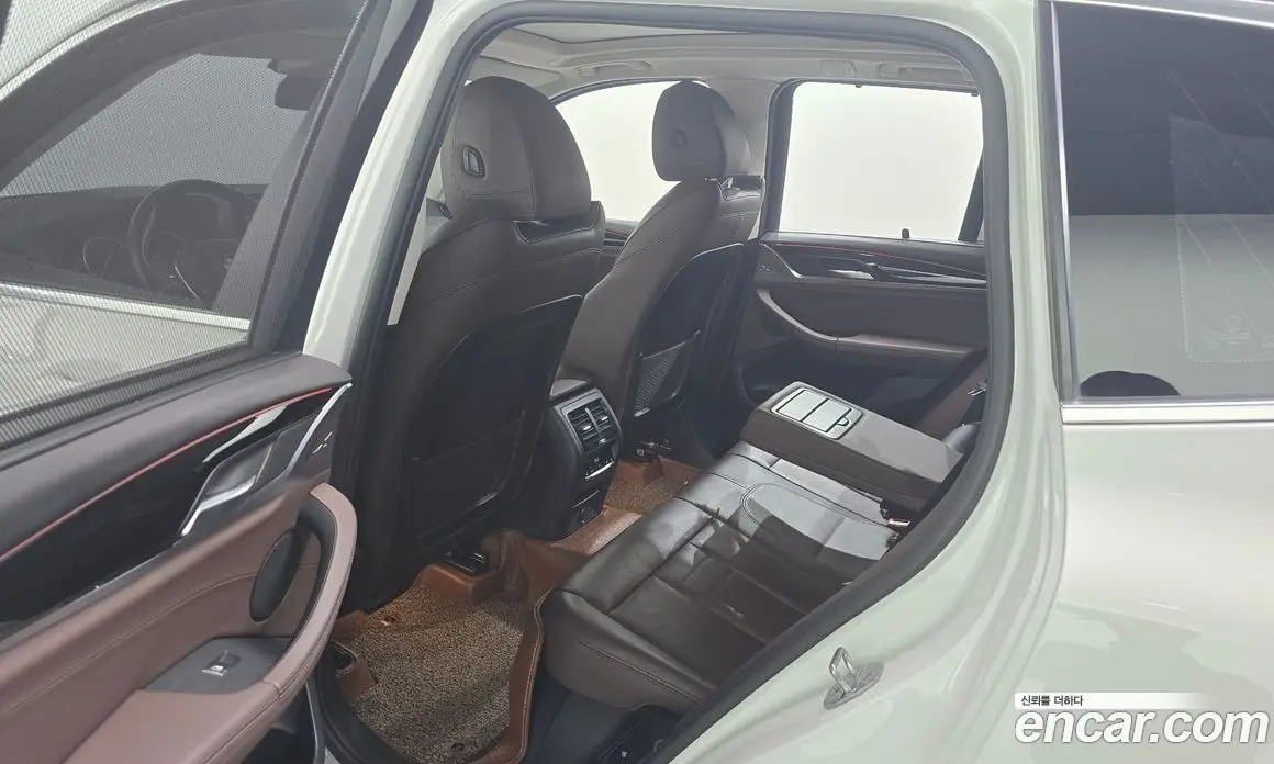 BMW X3 2018 2.0 автомат (гидро), фото 18