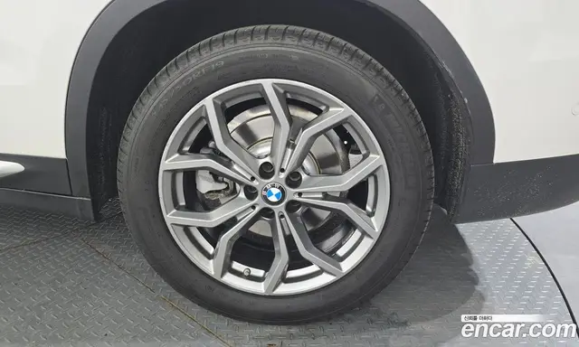 BMW X3 2018 2.0 автомат (гидро), миниатюра 7