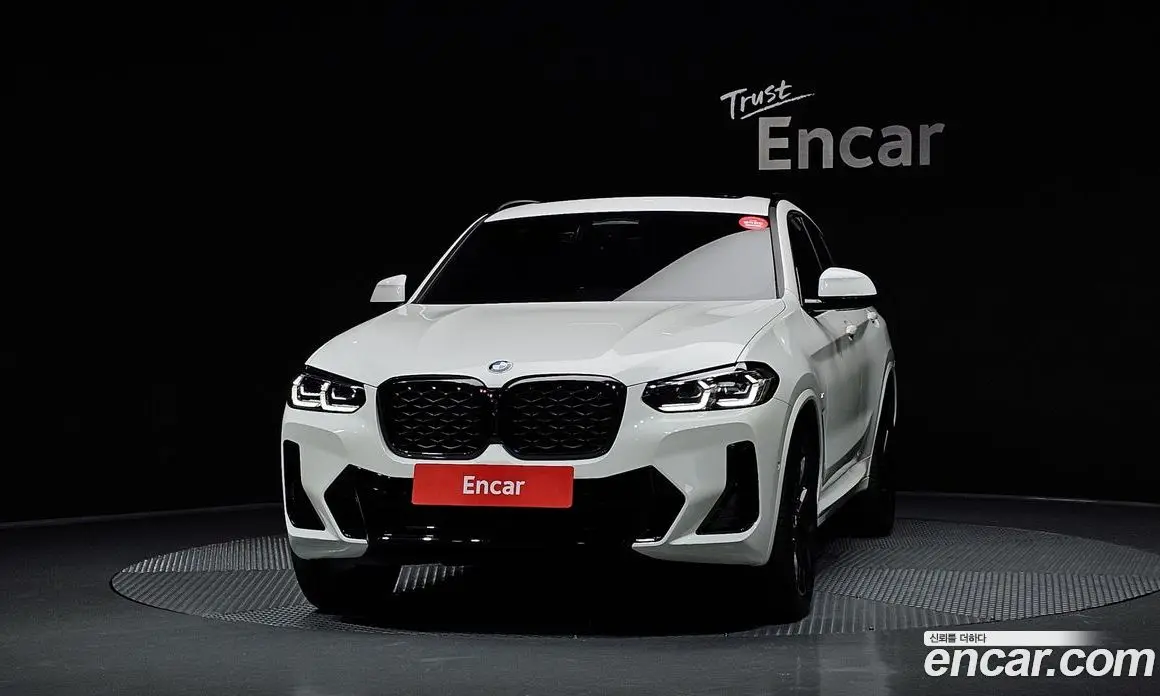 BMW X4 2025 2.0 автомат (гидро), фото 3 BMW X4 2025 2.0 автомат (гидро), фото 3