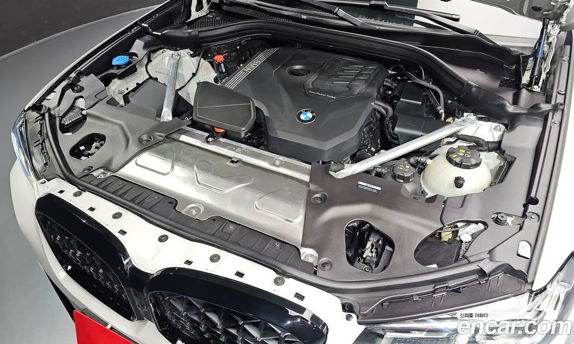 BMW X4 2025 2.0 автомат (гидро), фото 6 BMW X4 2025 2.0 автомат (гидро), фото 6