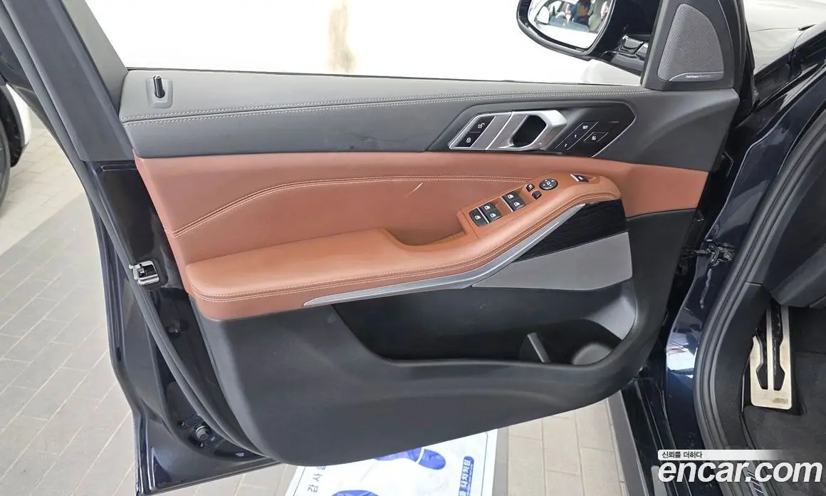 BMW X5 2023 3.0 автомат (гидро), фото 14