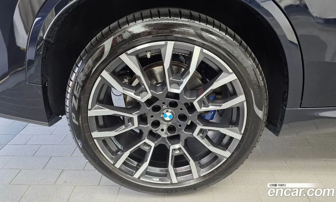 BMW X5 2023 3.0 автомат (гидро), фото 5