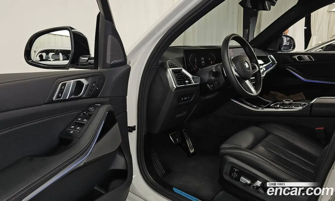 BMW X5 2025 3.0 автомат (гидро), фото 12