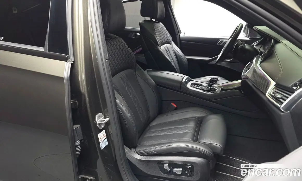 BMW X6 2022 3.0 автомат (гидро), фото 11